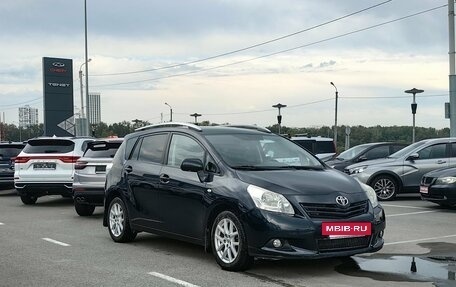 Toyota Verso I, 2012 год, 1 195 000 рублей, 2 фотография