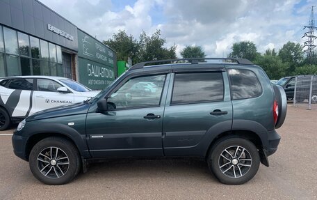 Chevrolet Niva I рестайлинг, 2018 год, 775 000 рублей, 8 фотография