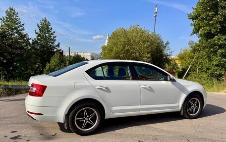 Skoda Octavia, 2017 год, 1 330 000 рублей, 6 фотография
