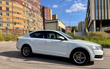 Skoda Octavia, 2017 год, 1 330 000 рублей, 9 фотография