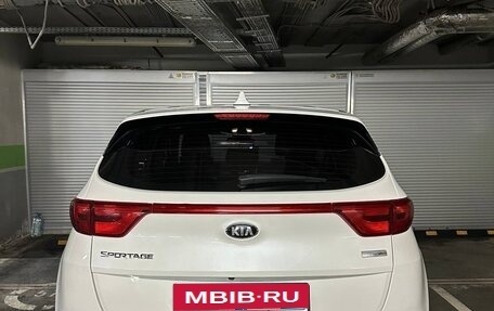 KIA Sportage IV рестайлинг, 2018 год, 2 100 000 рублей, 5 фотография
