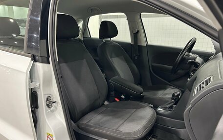 Volkswagen Polo VI (EU Market), 2018 год, 1 090 000 рублей, 26 фотография