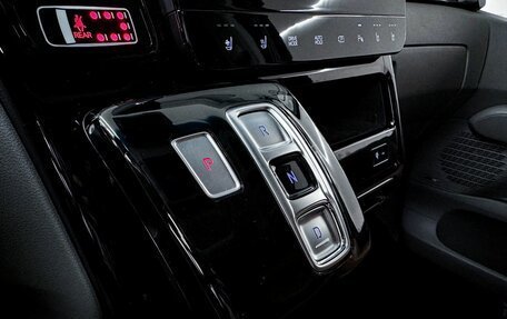 Hyundai Staria, 2022 год, 6 100 000 рублей, 24 фотография