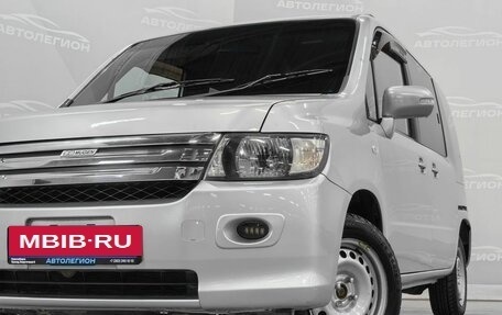 Honda Mobilio Spike I рестайлинг, 2005 год, 590 000 рублей, 24 фотография