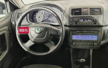Skoda Fabia II, 2011 год, 750 000 рублей, 11 фотография