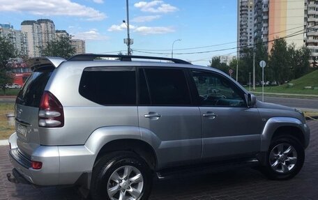 Toyota Land Cruiser Prado 120 рестайлинг, 2007 год, 2 500 000 рублей, 6 фотография