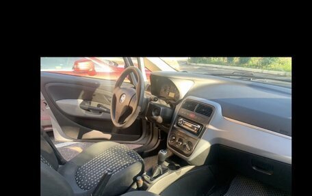 Fiat Punto III Punto Evo рестайлинг, 2006 год, 250 000 рублей, 4 фотография