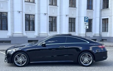 Mercedes-Benz E-Класс, 2017 год, 3 100 000 рублей, 5 фотография