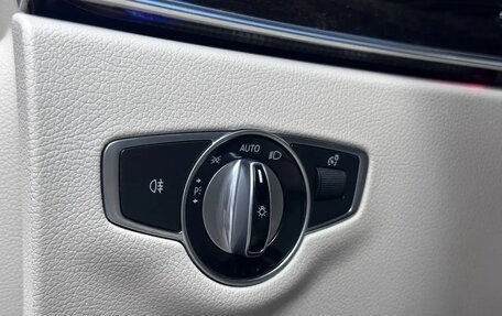 Mercedes-Benz E-Класс, 2017 год, 3 100 000 рублей, 31 фотография