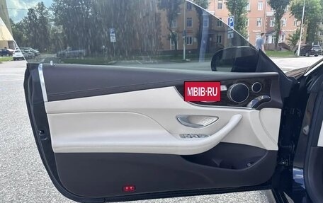Mercedes-Benz E-Класс, 2017 год, 3 100 000 рублей, 24 фотография