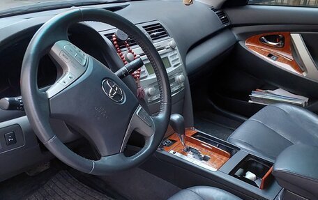 Toyota Camry, 2010 год, 1 800 000 рублей, 4 фотография