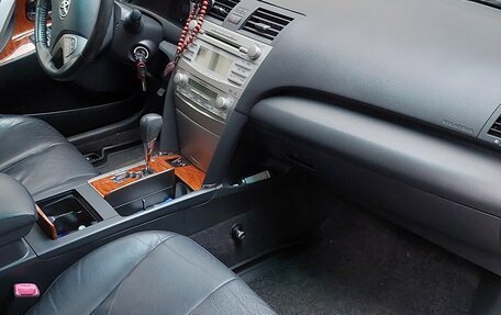 Toyota Camry, 2010 год, 1 800 000 рублей, 6 фотография
