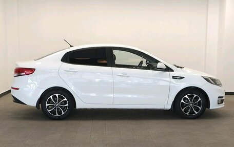 KIA Rio III рестайлинг, 2015 год, 1 120 000 рублей, 19 фотография