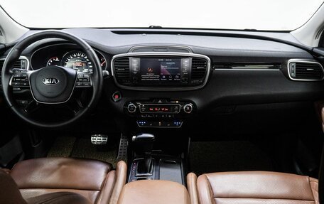 KIA Sorento III Prime рестайлинг, 2019 год, 3 519 000 рублей, 23 фотография