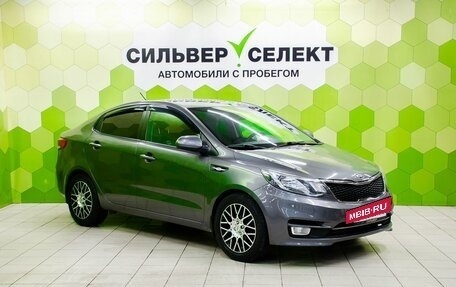KIA Rio III рестайлинг, 2015 год, 999 000 рублей, 5 фотография