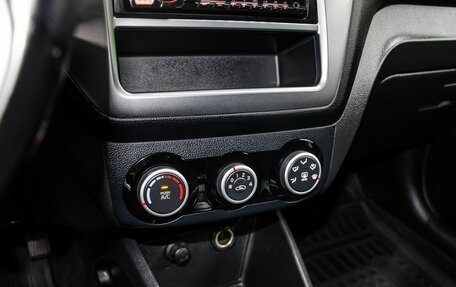 KIA Rio III рестайлинг, 2015 год, 999 000 рублей, 18 фотография