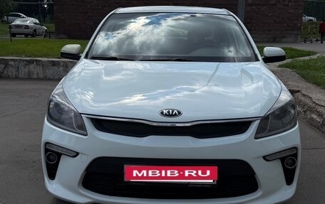 KIA Rio IV, 2017 год, 940 000 рублей, 2 фотография