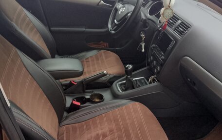 Volkswagen Jetta VI, 2015 год, 1 350 000 рублей, 11 фотография