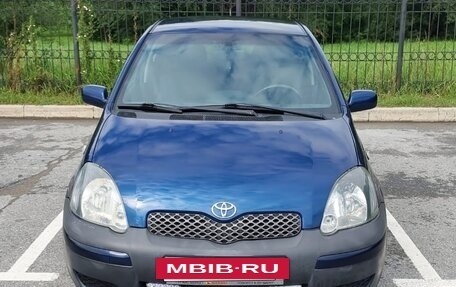 Toyota Yaris I рестайлинг, 2003 год, 420 000 рублей, 2 фотография