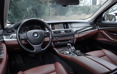 BMW 5 серия, 2016 год, 2 700 000 рублей, 10 фотография