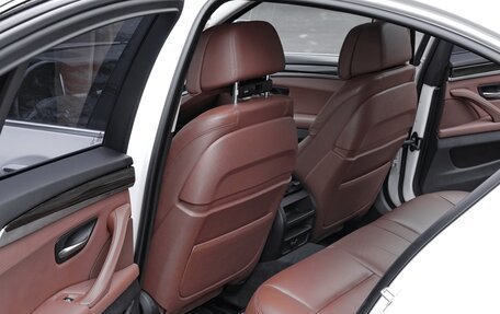 BMW 5 серия, 2016 год, 2 700 000 рублей, 14 фотография