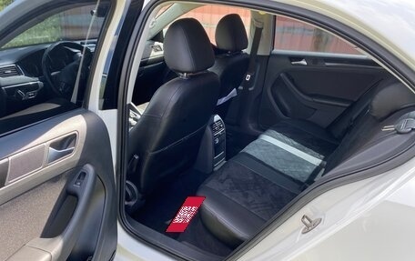 Volkswagen Jetta VI, 2013 год, 950 000 рублей, 10 фотография