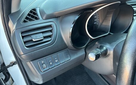 KIA Rio III рестайлинг, 2014 год, 588 000 рублей, 11 фотография