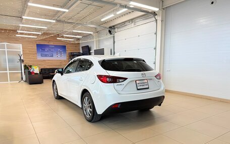 Mazda Axela, 2015 год, 1 279 000 рублей, 4 фотография