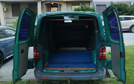 Volkswagen Transporter T5 рестайлинг, 2005 год, 850 000 рублей, 5 фотография
