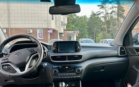 Hyundai Tucson III, 2018 год, 2 290 000 рублей, 12 фотография