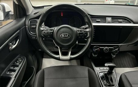 KIA Rio IV, 2021 год, 1 599 000 рублей, 9 фотография