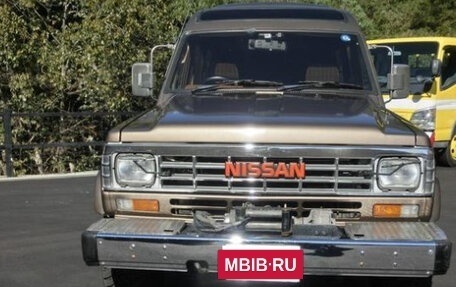 Nissan Safari IV, 1987 год, 1 300 000 рублей, 10 фотография