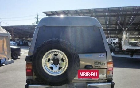 Nissan Safari IV, 1987 год, 1 300 000 рублей, 7 фотография