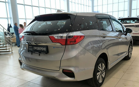 Honda Shuttle II, 2017 год, 2 330 000 рублей, 9 фотография