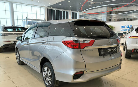Honda Shuttle II, 2017 год, 2 330 000 рублей, 11 фотография