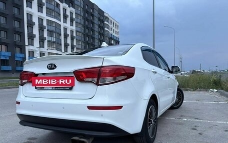 KIA Rio III рестайлинг, 2016 год, 805 000 рублей, 4 фотография