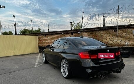 BMW 3 серия, 2012 год, 1 950 000 рублей, 3 фотография
