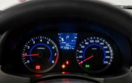 Hyundai Solaris II рестайлинг, 2012 год, 650 000 рублей, 10 фотография