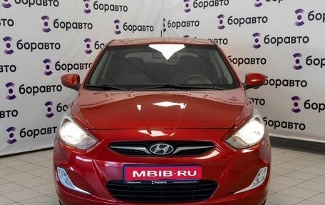 Hyundai Solaris II рестайлинг, 2012 год, 650 000 рублей, 2 фотография
