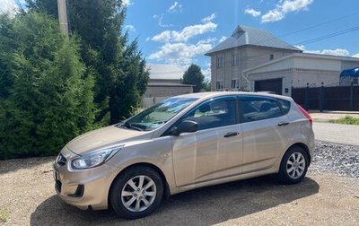 Hyundai Solaris II рестайлинг, 2013 год, 850 000 рублей, 1 фотография
