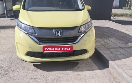 Honda Freed II, 2018 год, 1 100 000 рублей, 2 фотография