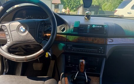 BMW 5 серия, 2000 год, 750 000 рублей, 30 фотография