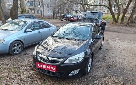 Opel Astra J, 2012 год, 850 000 рублей, 3 фотография