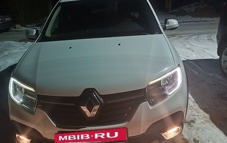 Renault Sandero II рестайлинг, 2021 год, 1 150 000 рублей, 2 фотография
