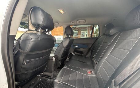 Chevrolet Cruze II, 2013 год, 900 000 рублей, 4 фотография