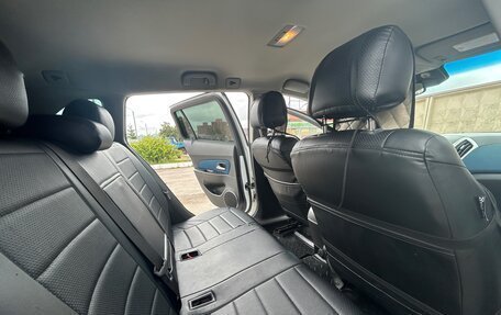 Chevrolet Cruze II, 2013 год, 900 000 рублей, 13 фотография