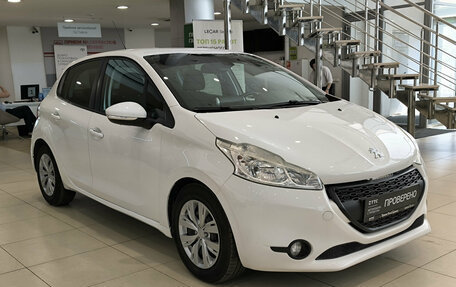 Peugeot 208 II, 2013 год, 670 000 рублей, 3 фотография