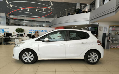 Peugeot 208 II, 2013 год, 670 000 рублей, 10 фотография