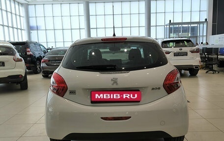 Peugeot 208 II, 2013 год, 670 000 рублей, 7 фотография