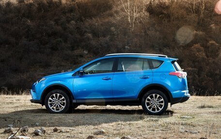 Toyota RAV4, 2016 год, 2 295 000 рублей, 2 фотография